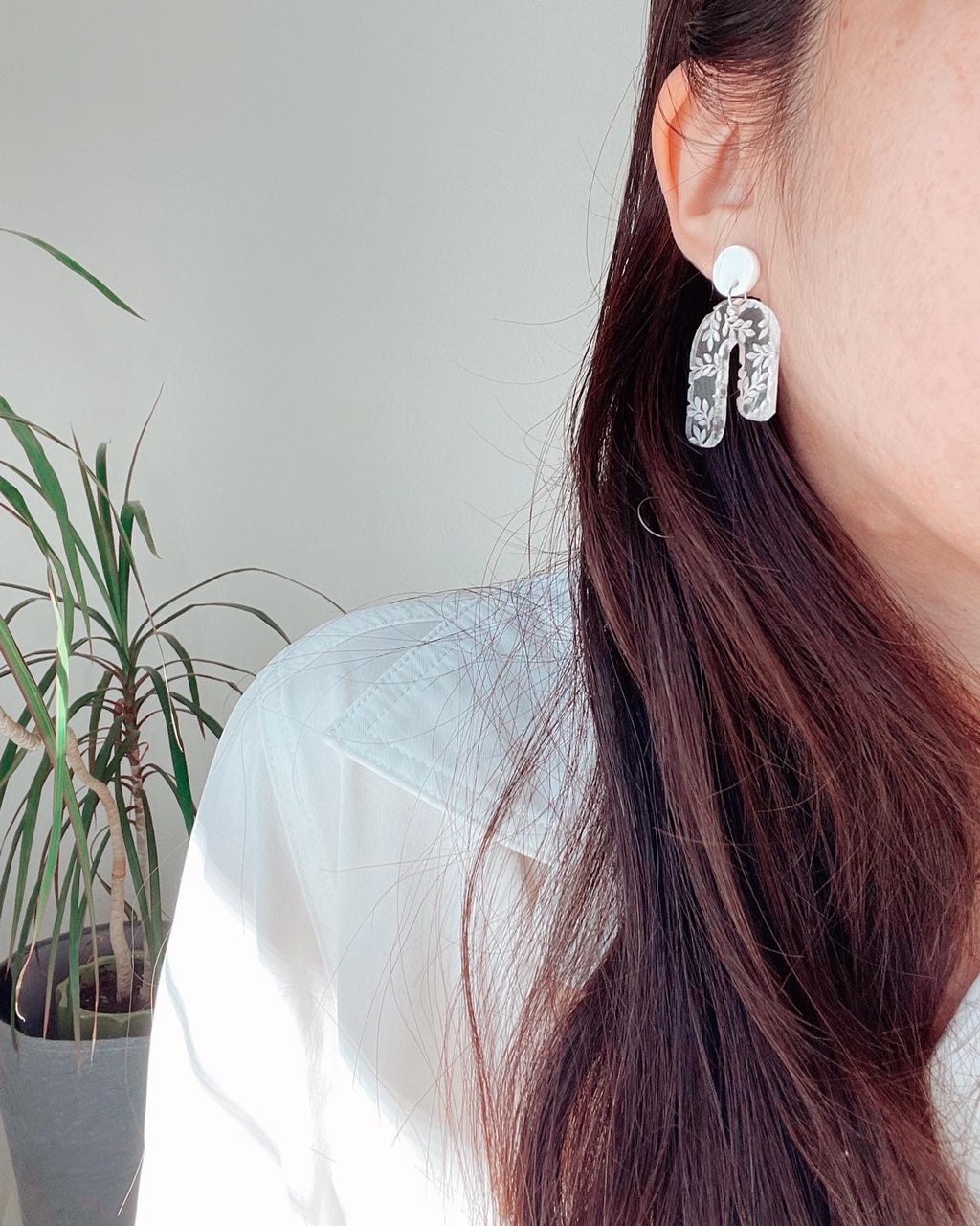 Leaf Contemporary Earrings - Plant Dosage